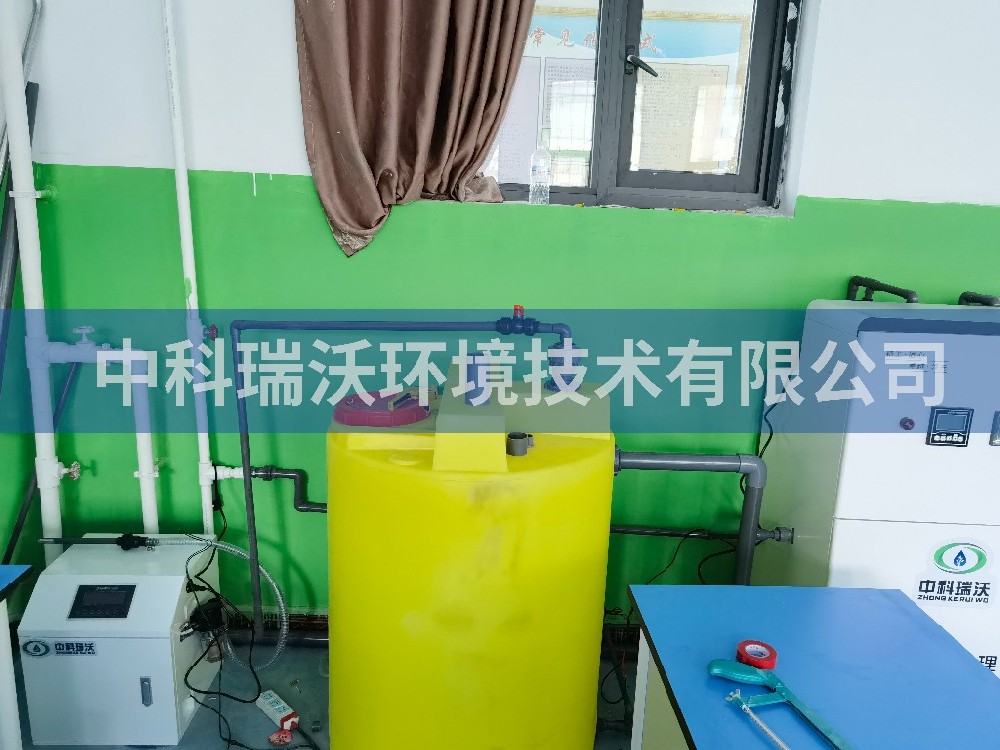 西藏定日縣第一初級中學(xué)實驗室污水處理設(shè)備-實驗室污水處理設(shè)備